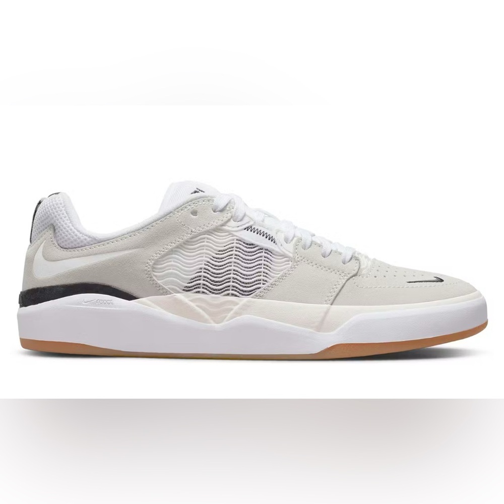Nike Men's Low-Top Athletic Shoes in White, Gum, Black